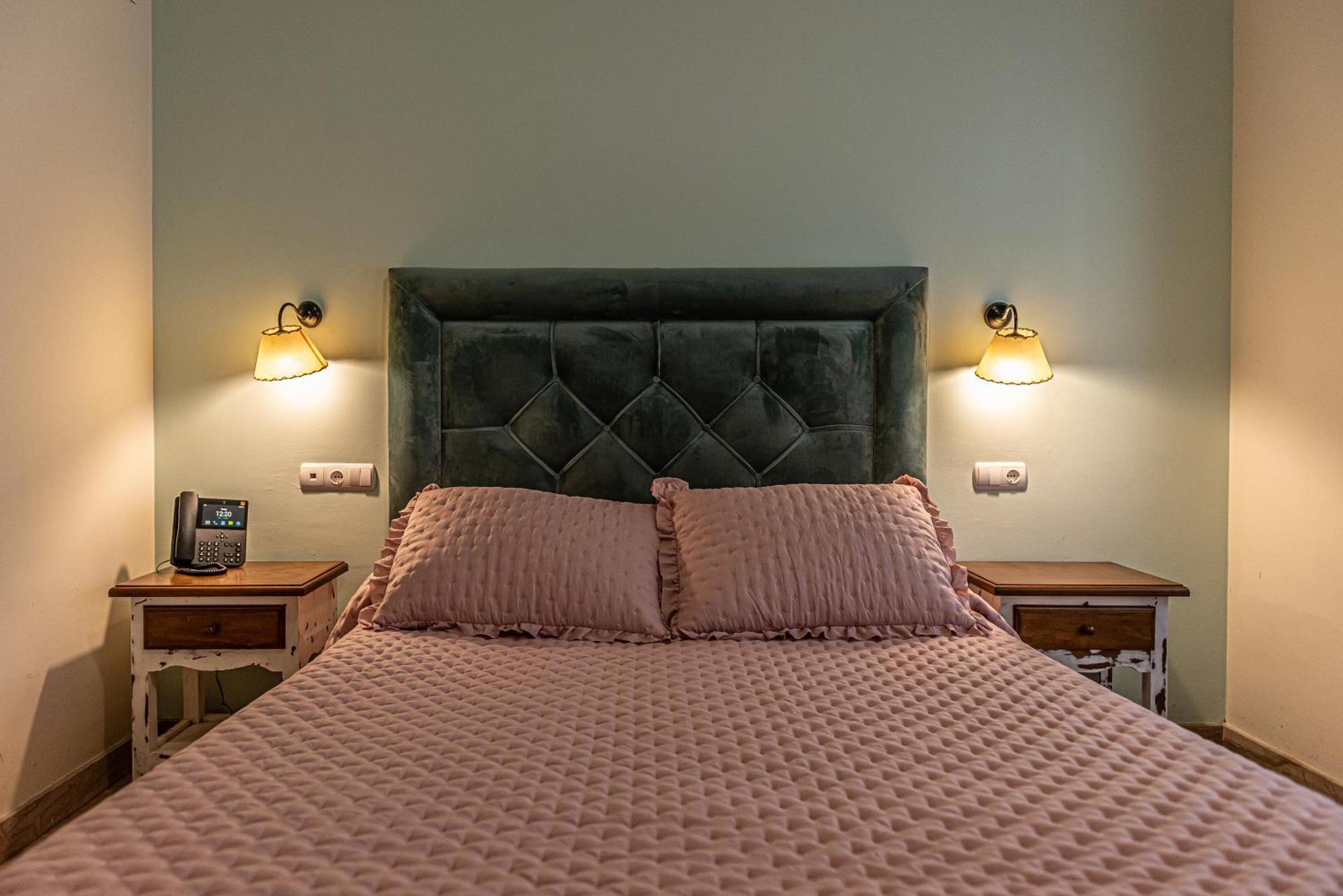 Rosas Hotel Priego de Córdoba
